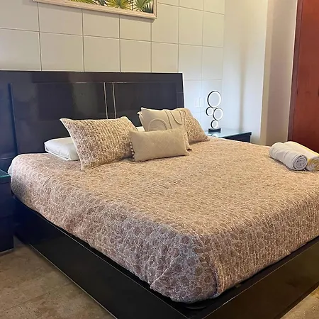 Duplex Con Piscina Privada En Centro Historico Cartagena